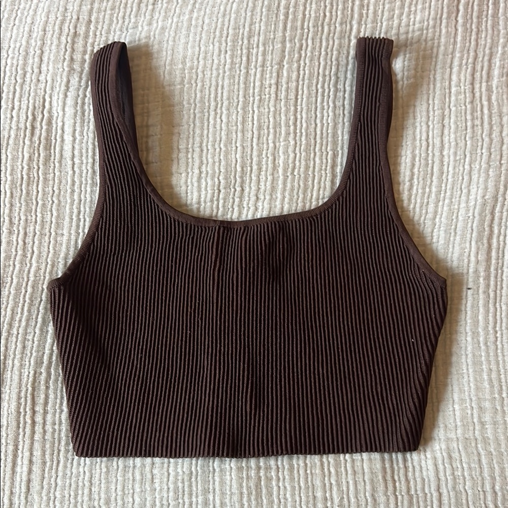 Babaton Sculpt Knit Crop Top